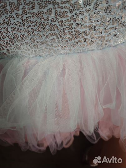 Платье со шлейфом для девочки