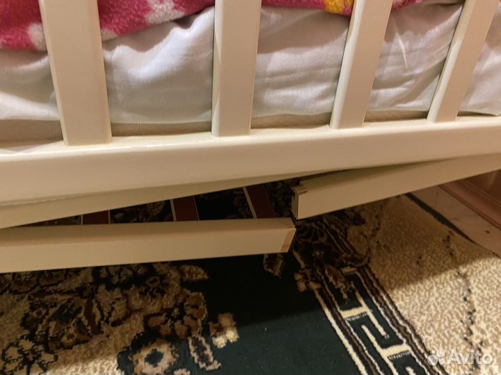 Детская кроватка