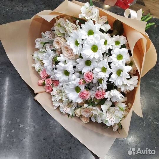Хризантемы Ромашки цветы букет доставка