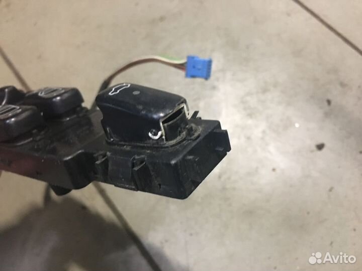 Блок управления стеклоподъемниками mercedes W220