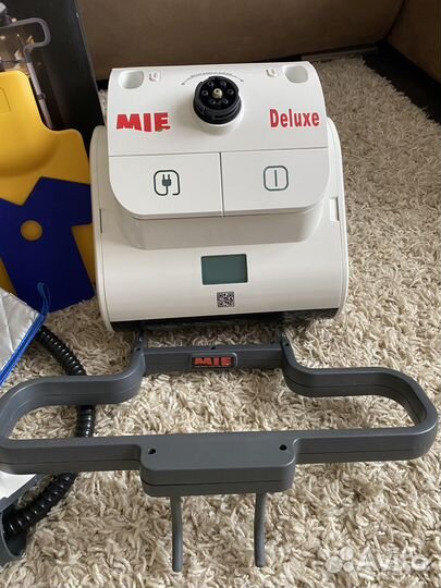 Отпариватель для одежды вертикальный