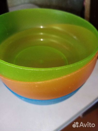 Чайные чашки с блюдцами