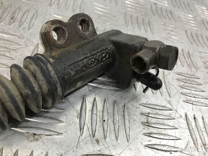 Б/У рабочий цилиндр сцепления Hyundai Solaris 1 RB