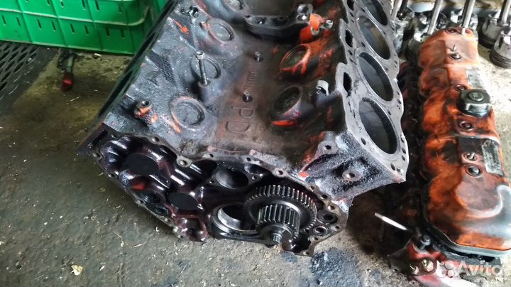 Блок двс Giga (94) 10PD1 16.7d голый б/у