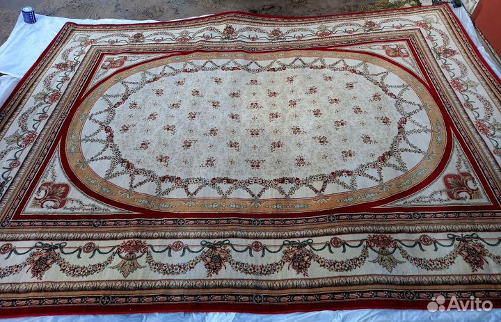 Ковер жаккардовый шерстяной