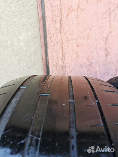 Michelin Pilot Sport 4 235/45 R17 97Y