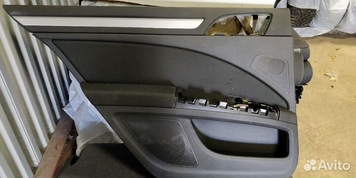 Дверная карта шкода суперб 2010 новая