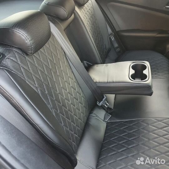 Авточехлы из экокожи toyota prius 51