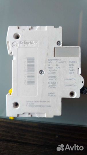 Автоматический выключатель Schneider Electric 80A