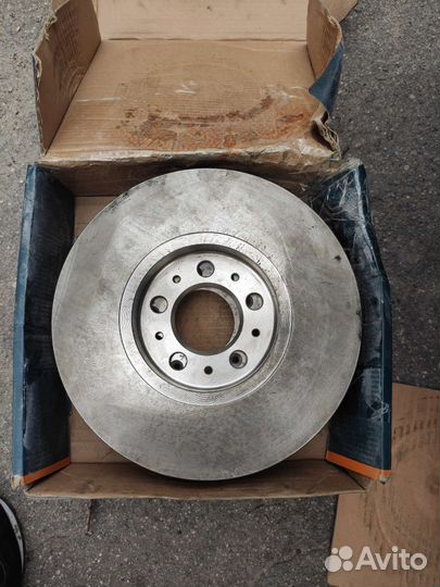 Диски тормозные Denckermann B130265 Vag Новые