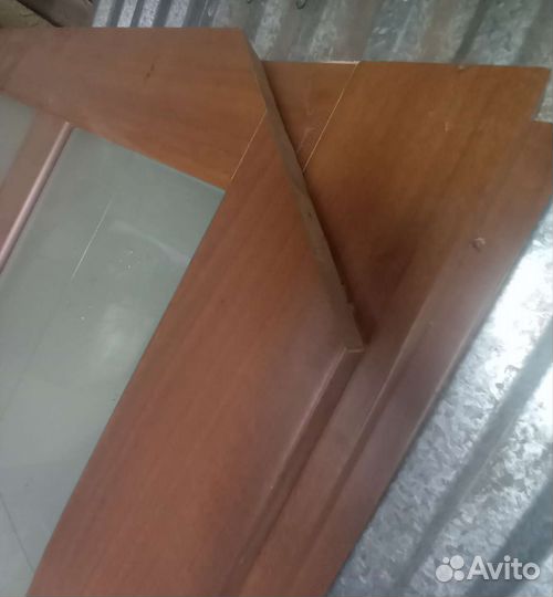 Дверь деревянная