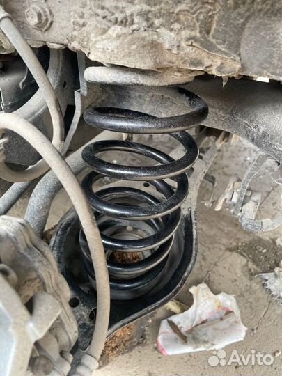 Пружина задняя задняя левая Lexus Es 7 седан