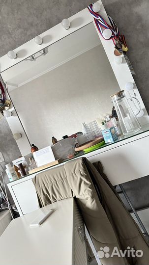 Гримерное зеркало со столом бу