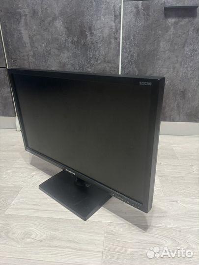 Компьютер с монитором