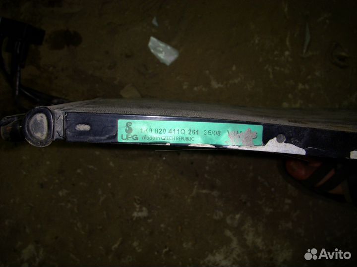 Радиатор кондиционера VW Гольф Кадди Джетта А3