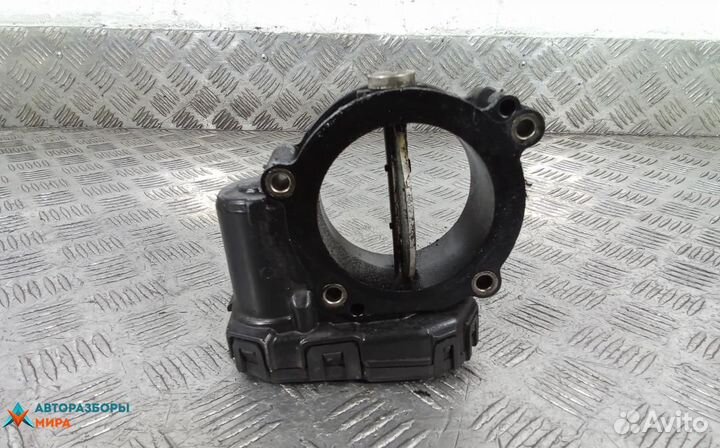 Заслонка дроссельная Mercedes-Benz C-Класс