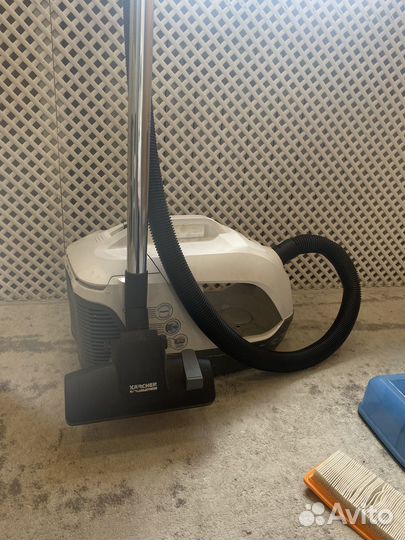 Моющий пылесос karcher