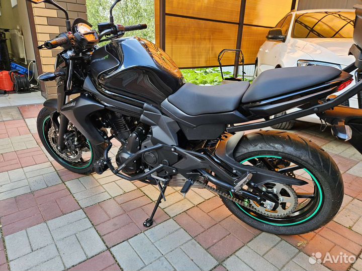 Kawasaki ER-6n Ninja