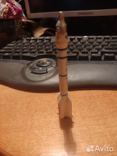 Ракета игрушка высота 12 см