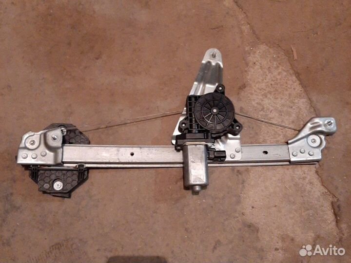 Стеклоподъемник эл. задний левый Renault Logan 2