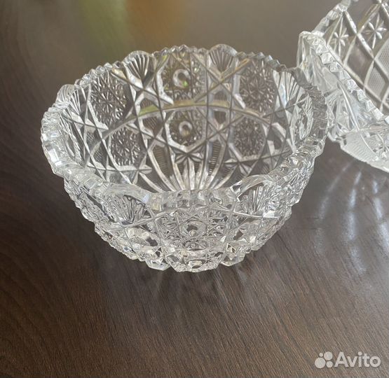 Хрустальные вазочки