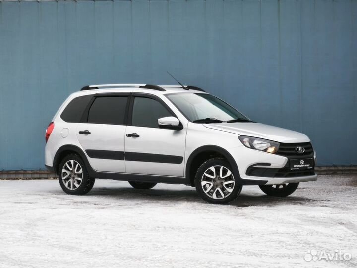 ВАЗ Granta Cross 1.6 МТ, 2022, 42 132 км