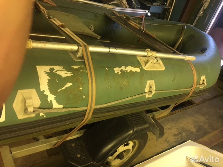 Лодка Дека-300