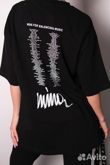 Футболка balenciaga