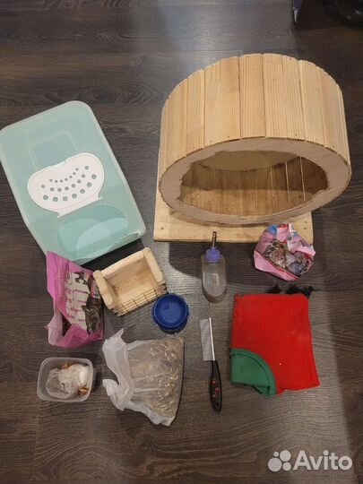 Корм,колесо,принадлежности для шиншиллы