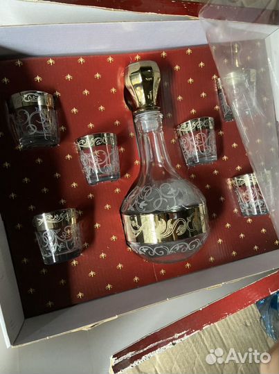 Набор посуды, стопки, заварник