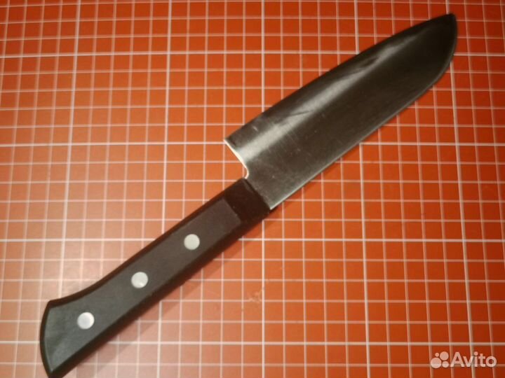 Японский кухонный нож Сантоку 145 мм KAI