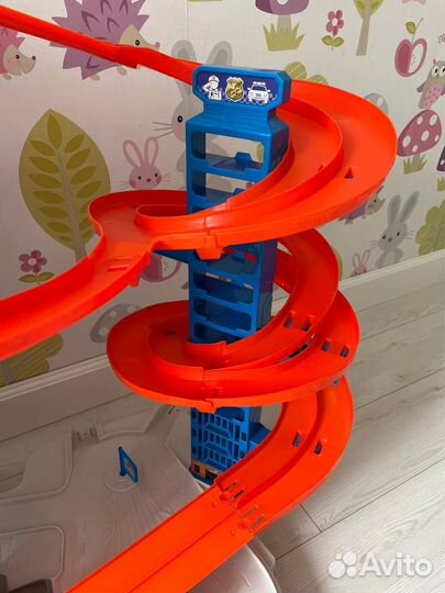 Игровой набор Hot Wheels Super Ultimate Garage