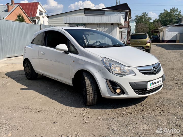 Opel Corsa 1.4 AT, 2011, 85 000 км