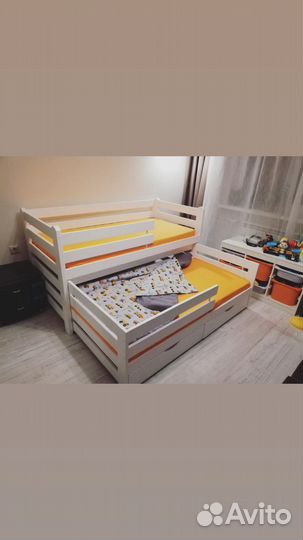 Выдвижная двухярусная кровать