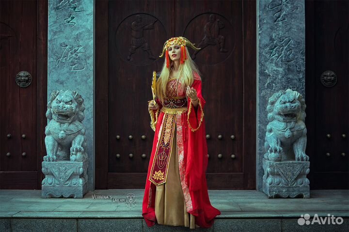 Китайский костюм Золотого дракона