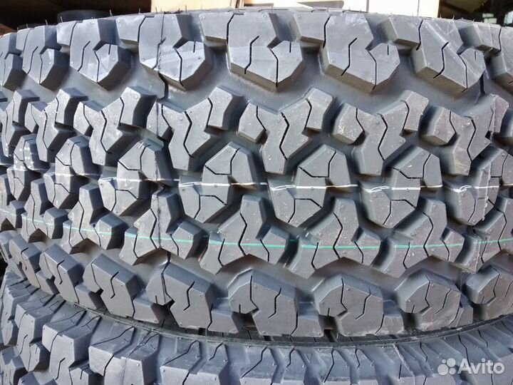 Maxxis AT-980E Worm-Drive 265/70 R16