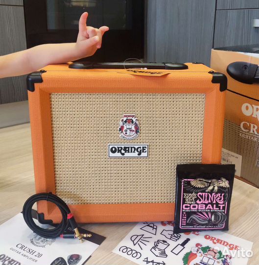Orange Crush 20 + Кабель, струны (комбоусилитель)