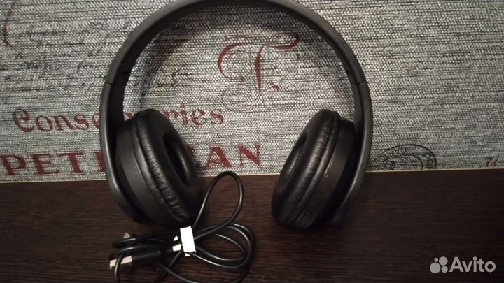 Беспроводные наушники