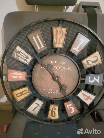 Часы настенные
