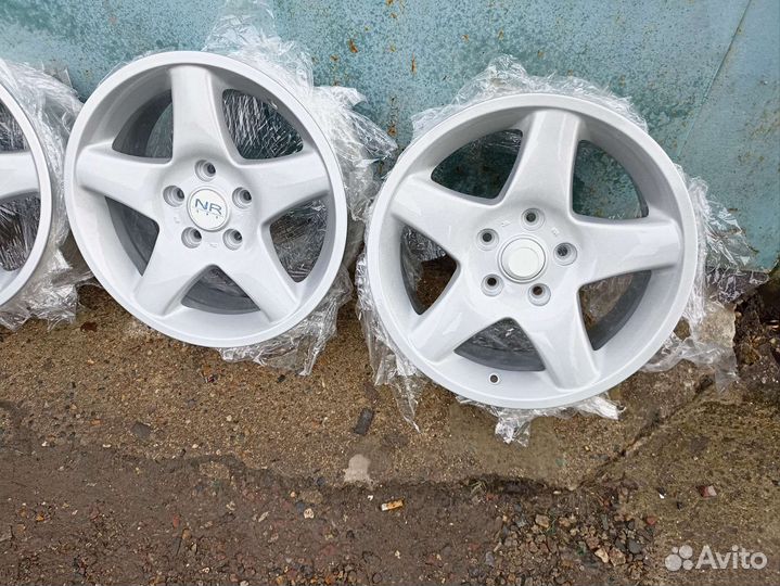 Литьё Bridgestone NR595 R16 как новые 114,3