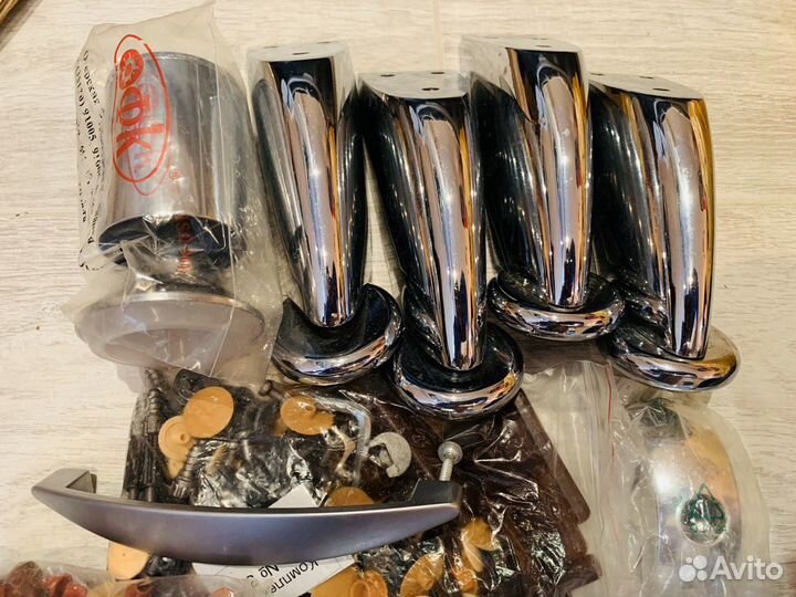 Мебельная фурнитура