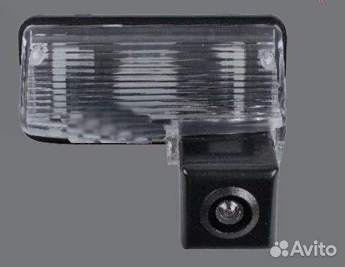 Камера з/в в штатное место Toyota Crown 2010