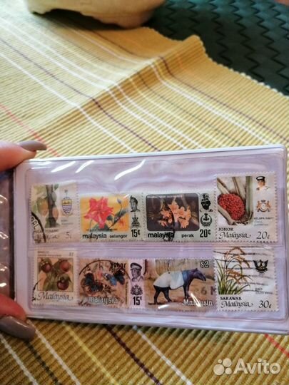 Марки и монеты