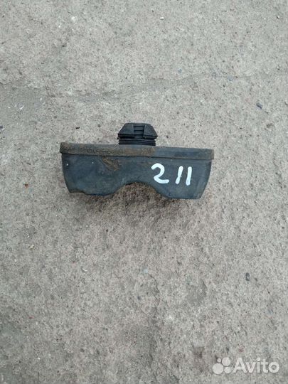 Mercedes W211 W203 лапа домкрата