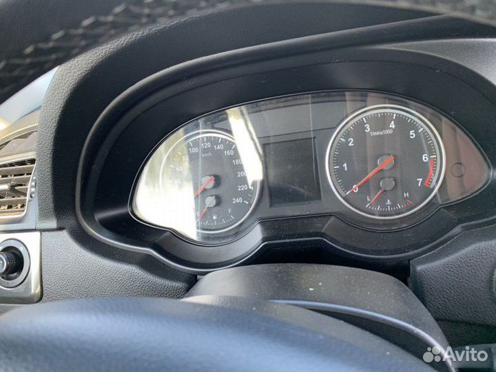 Панель приборов Brilliance V5