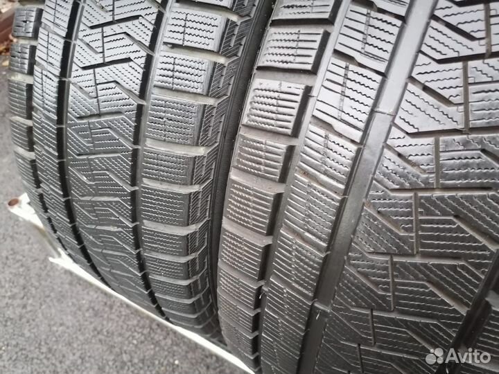 Pirelli Ice Asimmetrico 235/50 R18