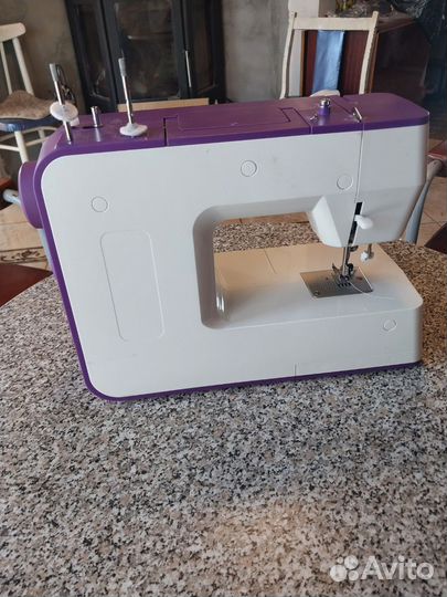 Швейная машина Janome бу