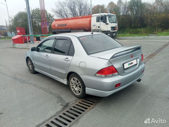 Mitsubishi Lancer 1.6 МТ, 2006, 306 000 км
