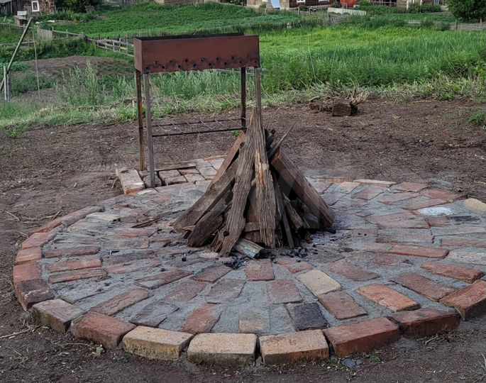 Дом 20 м² на участке 10 сот.