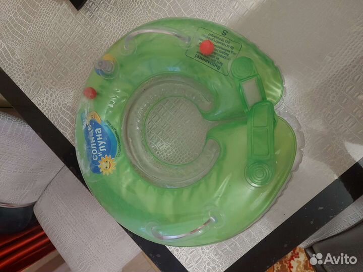 Круг на шею для купания новорожденных